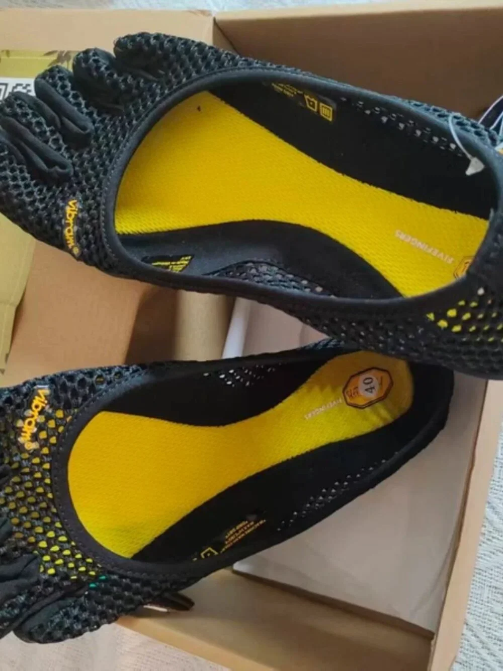 Vibram VI-B Black Mesh FiveFingers Minimalist Slip On Barefoot Toe Shoes
